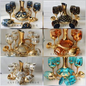 Jug with glass cup set